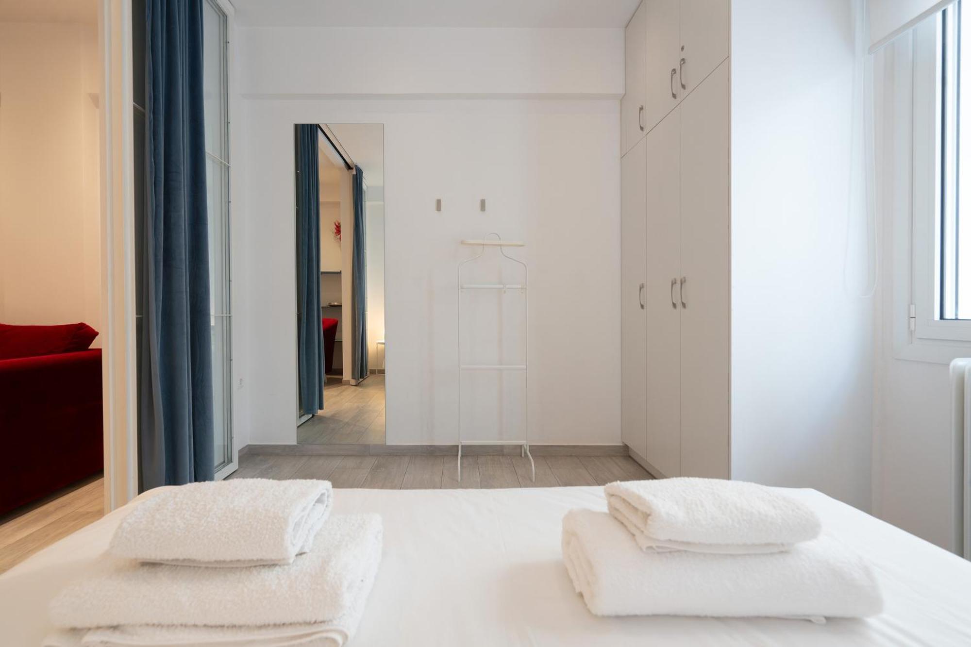 Vibrant&Cozy Apt in Ateny Zewnętrze zdjęcie