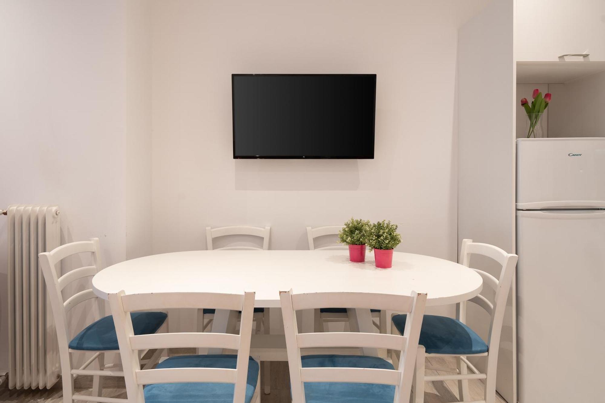 Vibrant&Cozy Apt in Ateny Zewnętrze zdjęcie