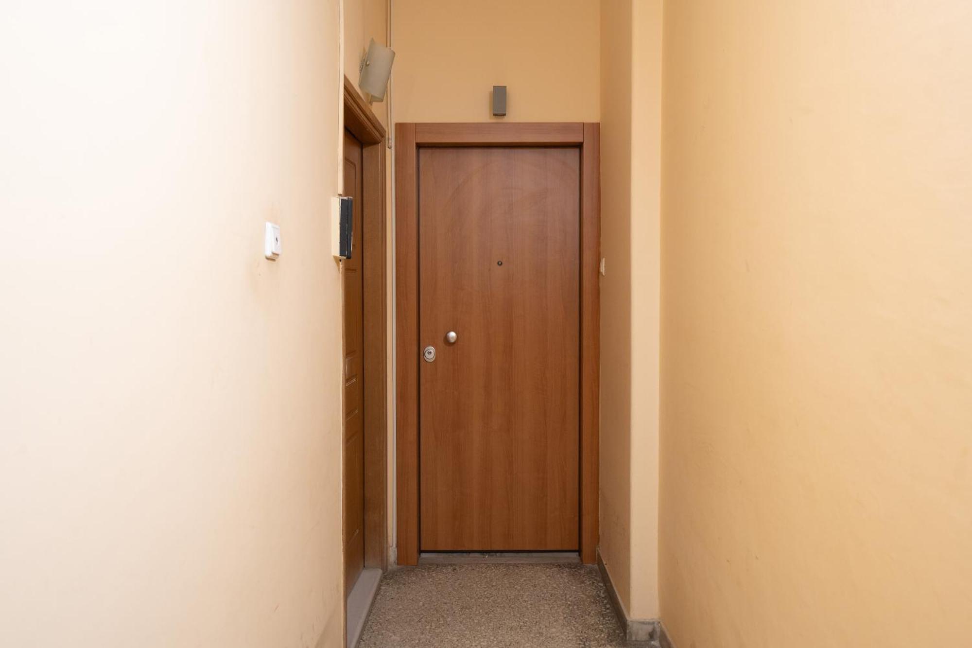Vibrant&Cozy Apt in Ateny Zewnętrze zdjęcie